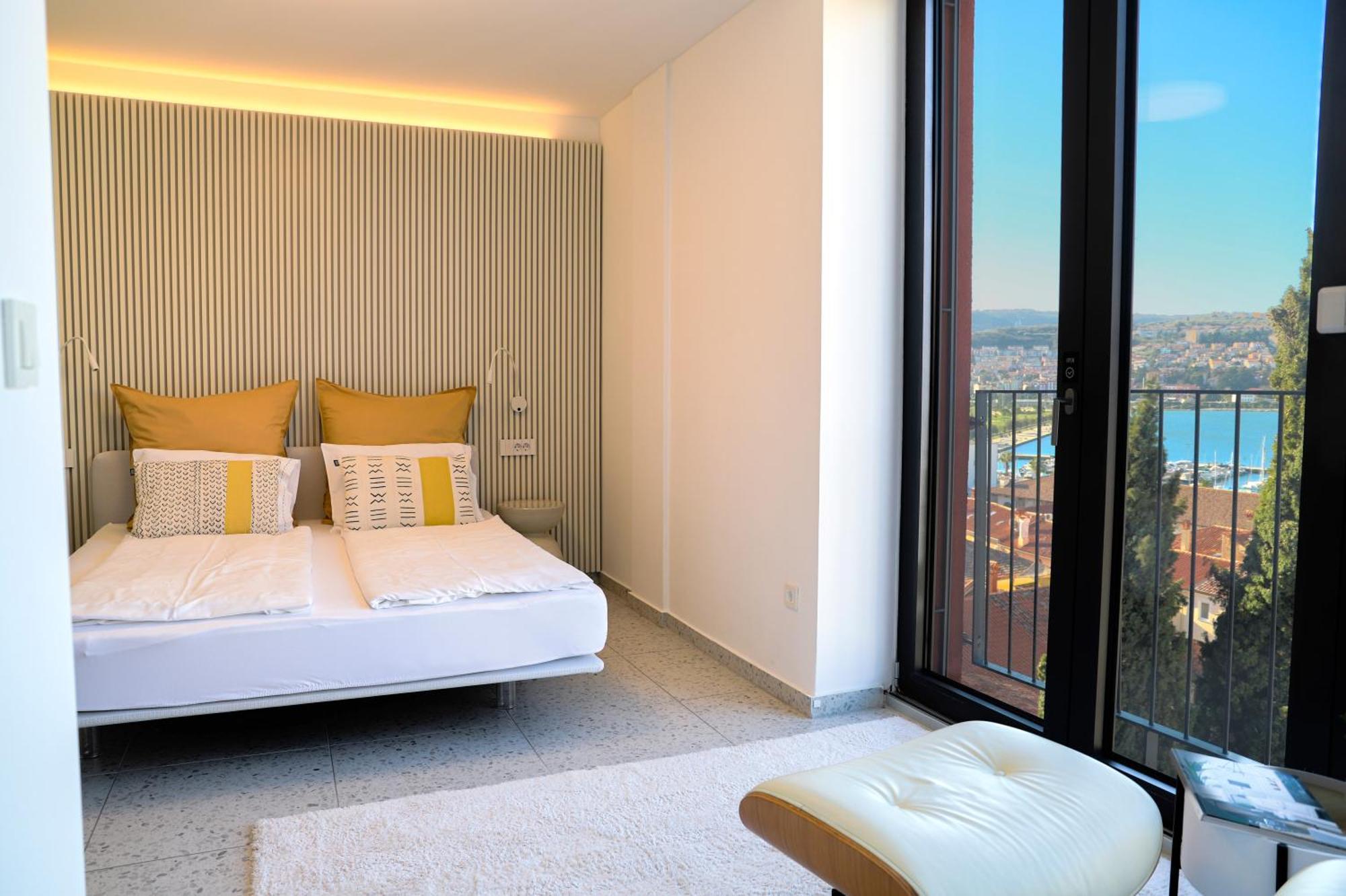 Koper Seaside Residence Екстериор снимка